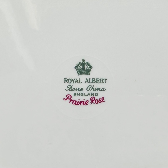 Royal Albert Prairie Rose Around Open Serving Bowl Bone China England - Picture 5 of 5